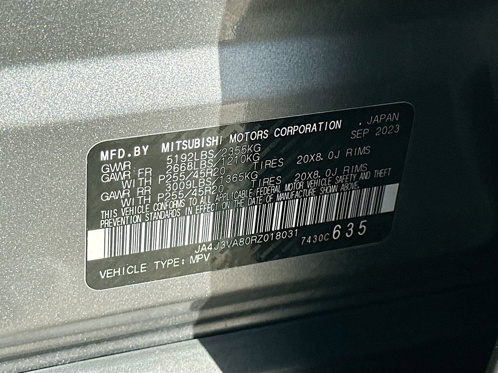 Used 2024 Mitsubishi Outlander SE Black Edition image 32