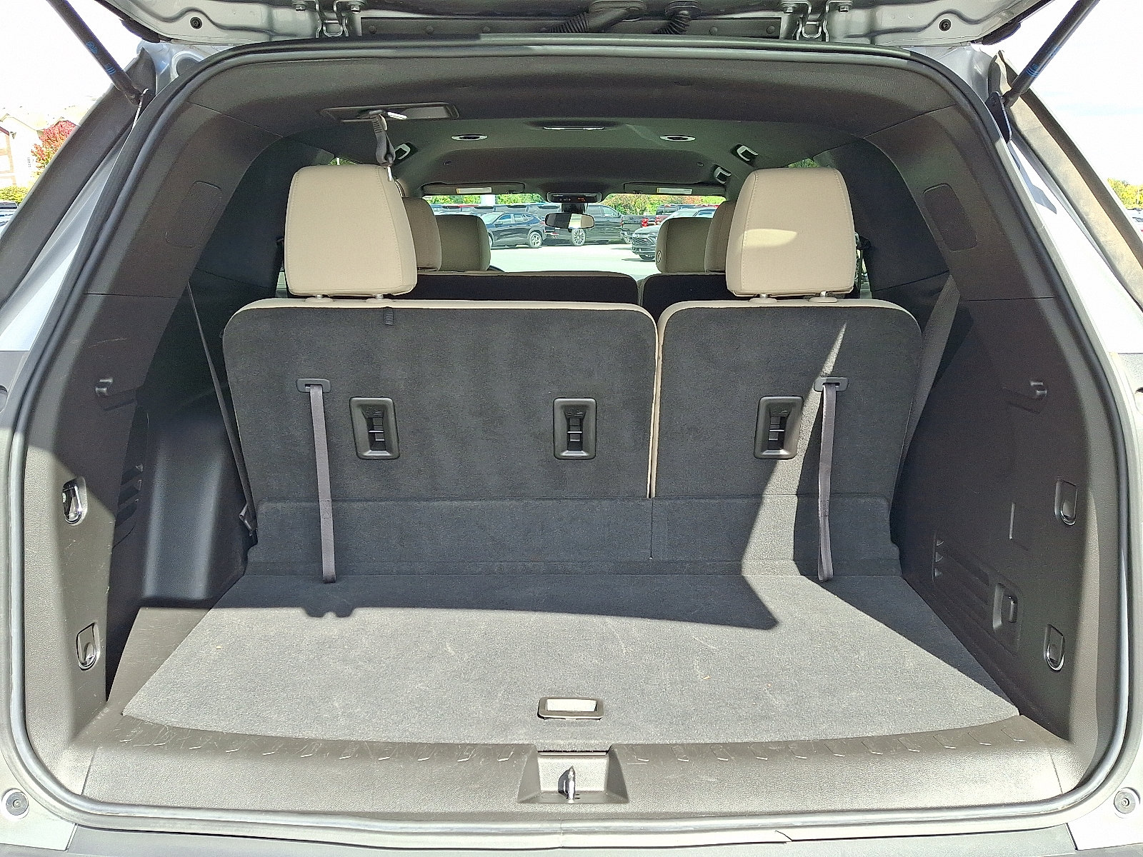 Certified 2023 Chevrolet Traverse LS w/ Safety Package FWD image 28