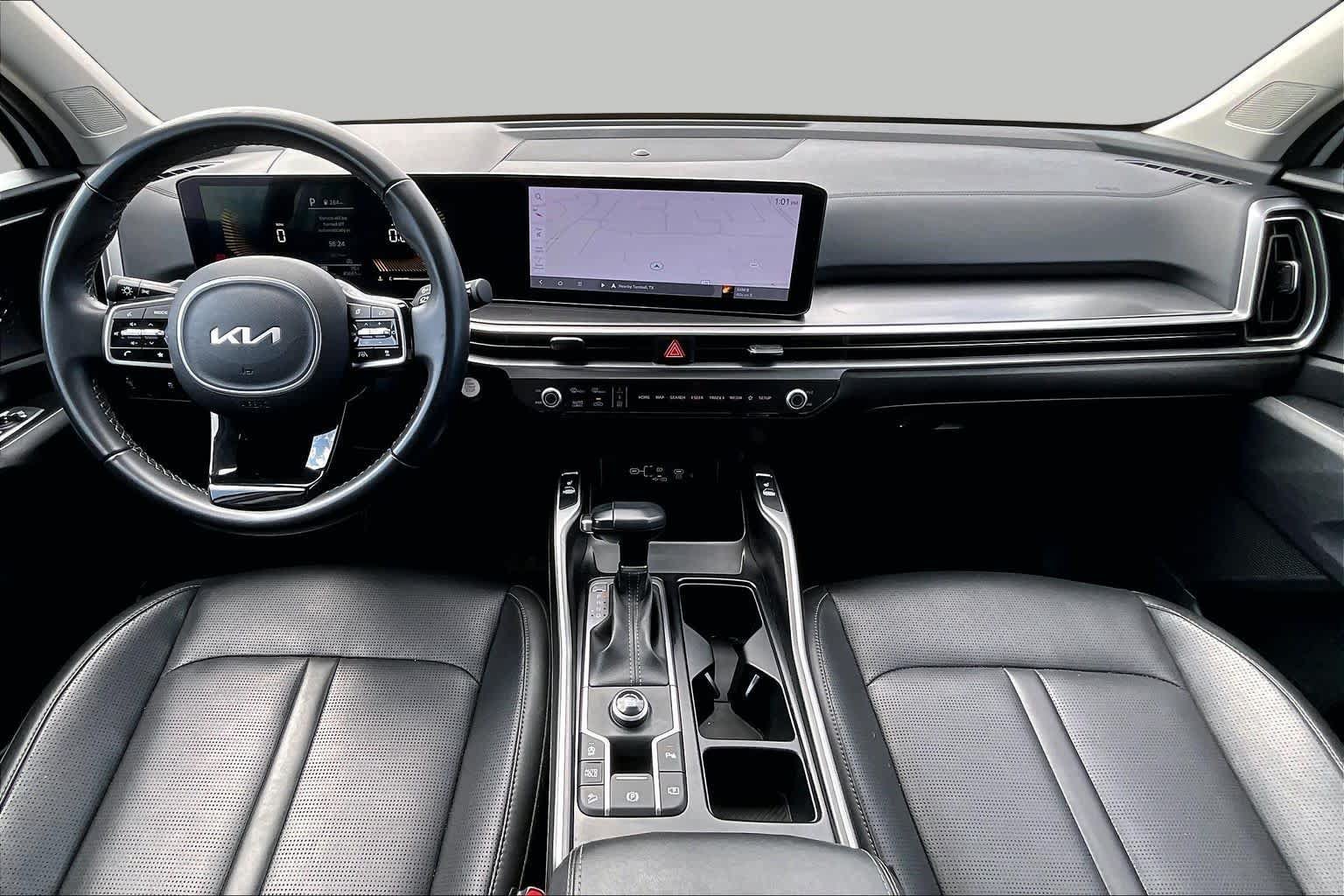 Certified 2024 Kia Sorento S FWD image 14