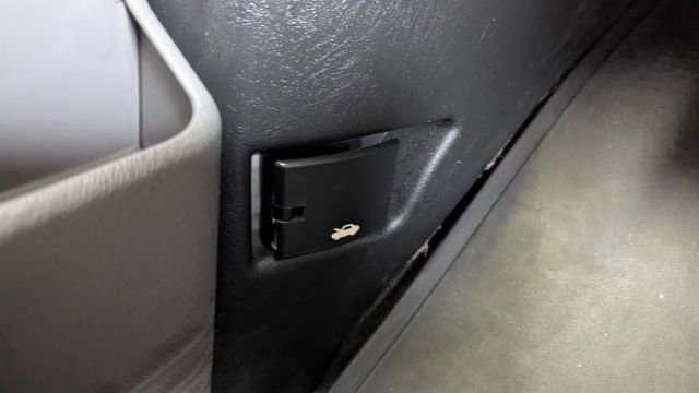 Used 2017 Chevrolet Express 3500 LT w/ LT Preferred Equipment Group RWD image 36