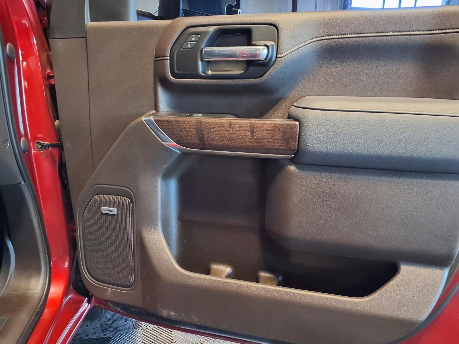 Used 2022 GMC Sierra 2500 Denali w/ Denali Ultimate Package image 12