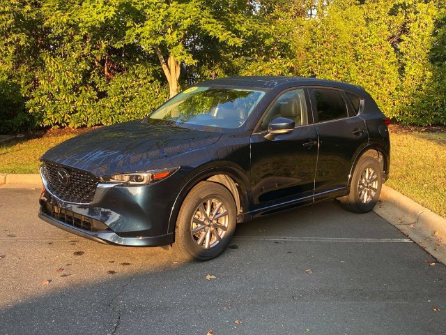 Used 2024 MAZDA CX-5 AWD 2.5 S w/ Preferred Package image 3