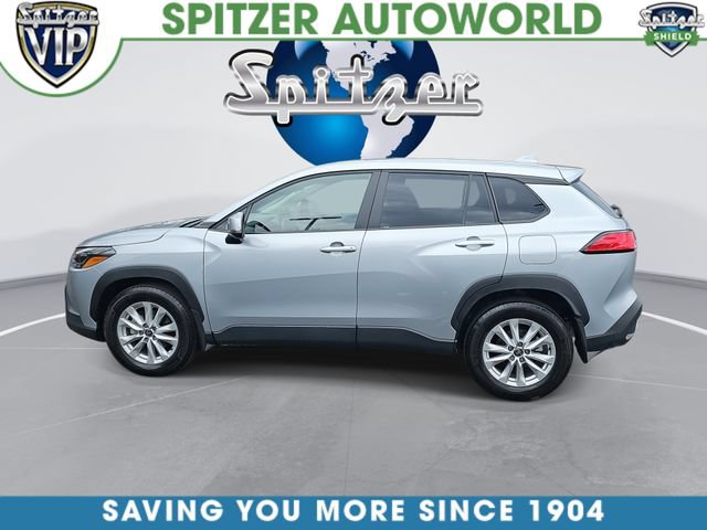 Used 2024 Toyota Corolla Cross LE AWD/4WD image 1