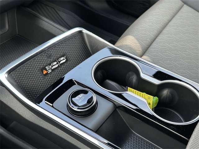 New 2026 Chevrolet Equinox LT w/ Convenience Package II image 30