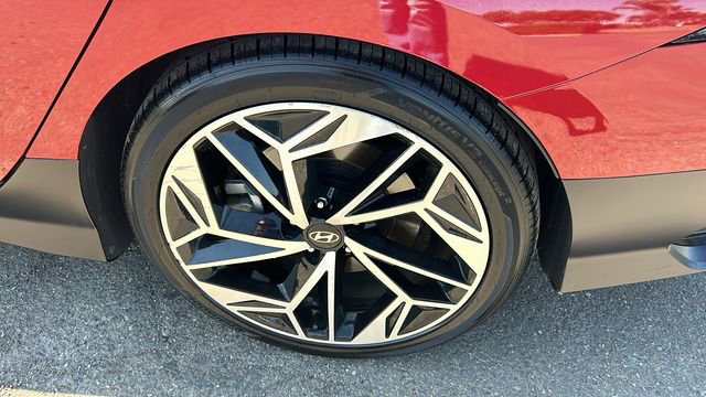 Used 2023 Hyundai Ioniq 6 SEL image 6