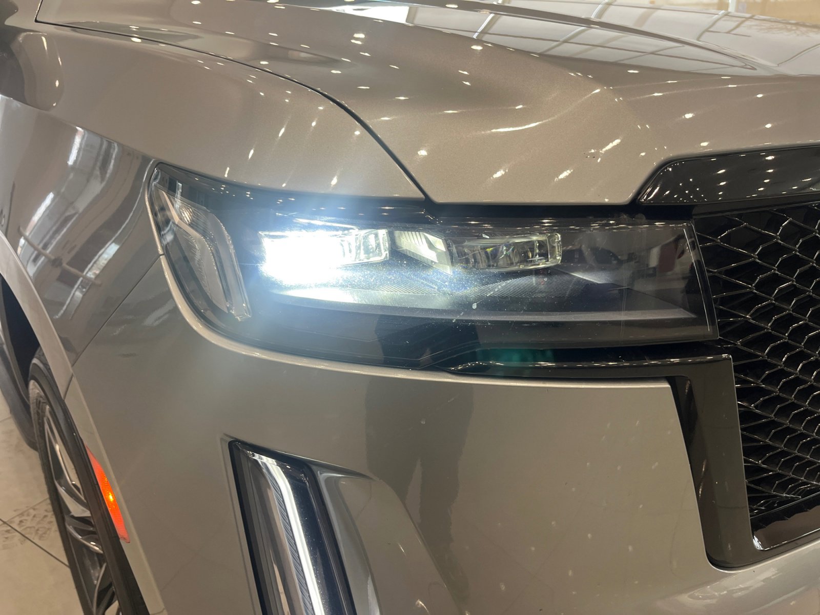 Used 2024 Cadillac Escalade ESV Sport image 28