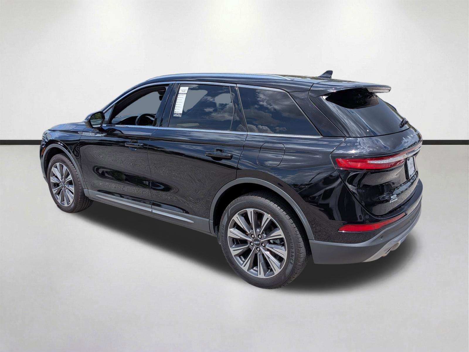 Used 2021 Lincoln Corsair Reserve FWD image 6