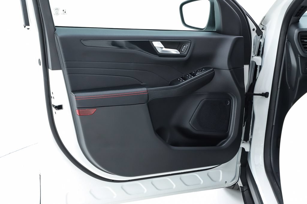 Used 2023 Ford Escape ST-Line w/ Tech Pack #1 FWD image 58