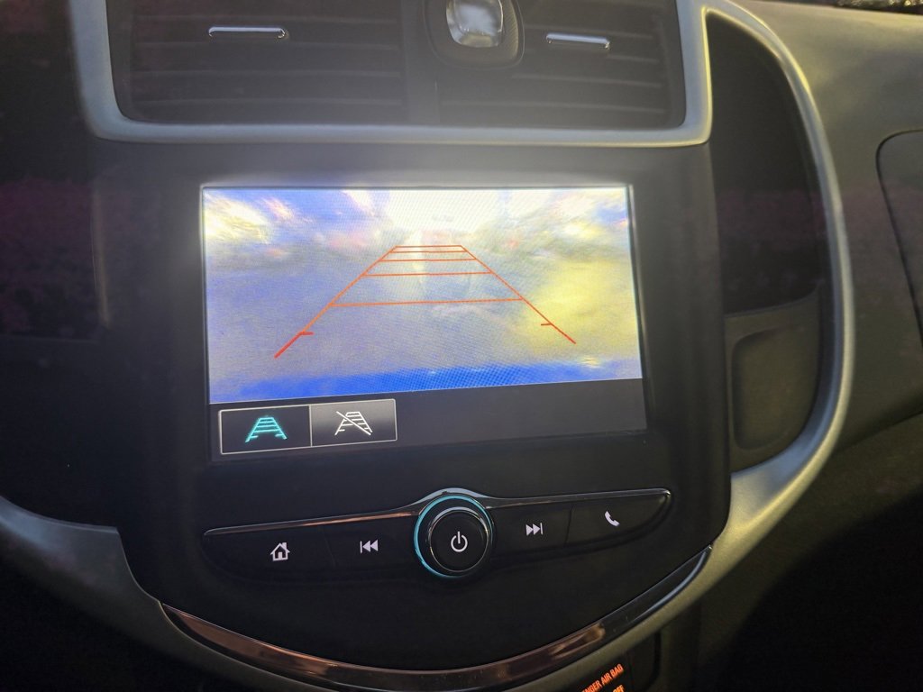 Used 2017 Chevrolet Sonic LS image 10