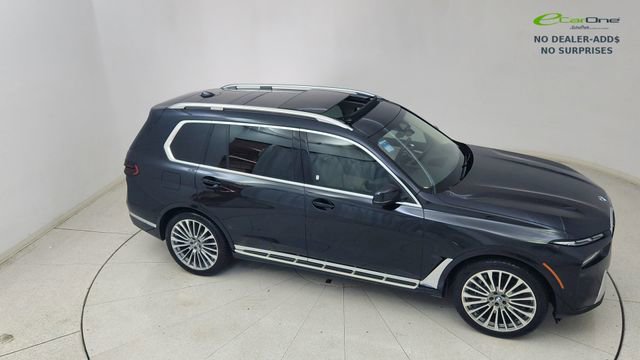 Used 2024 BMW X7 xDrive40i w/ Parking Assistance Package AWD/4WD image 82