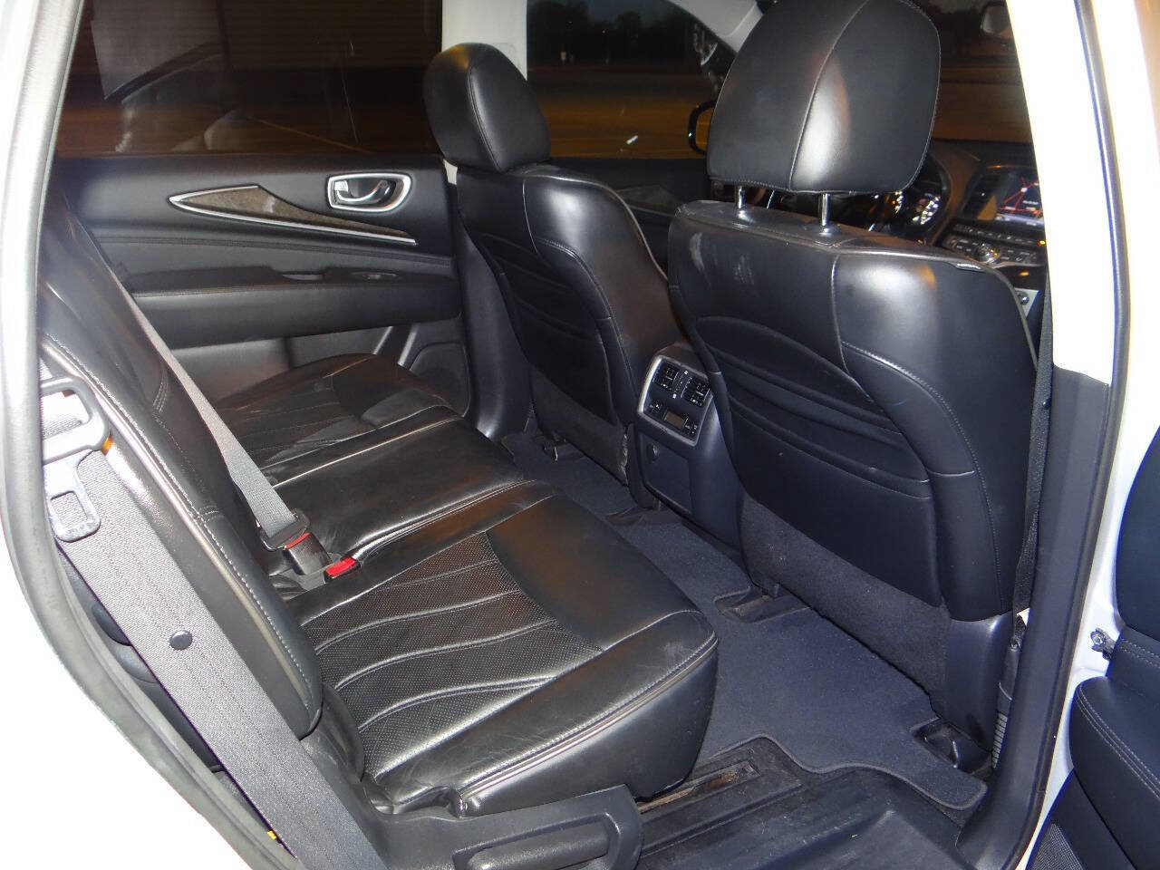 Used 2014 INFINITI QX60 Luxe w/ Premium Plus Package AWD/4WD image 17