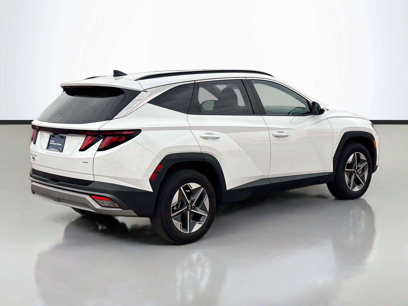 Certified 2025 Hyundai Tucson SEL AWD/4WD image 13