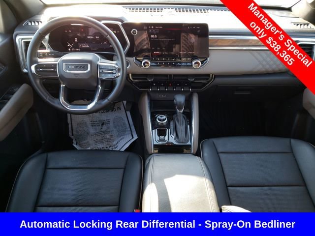 Used 2023 GMC Canyon Denali image 11