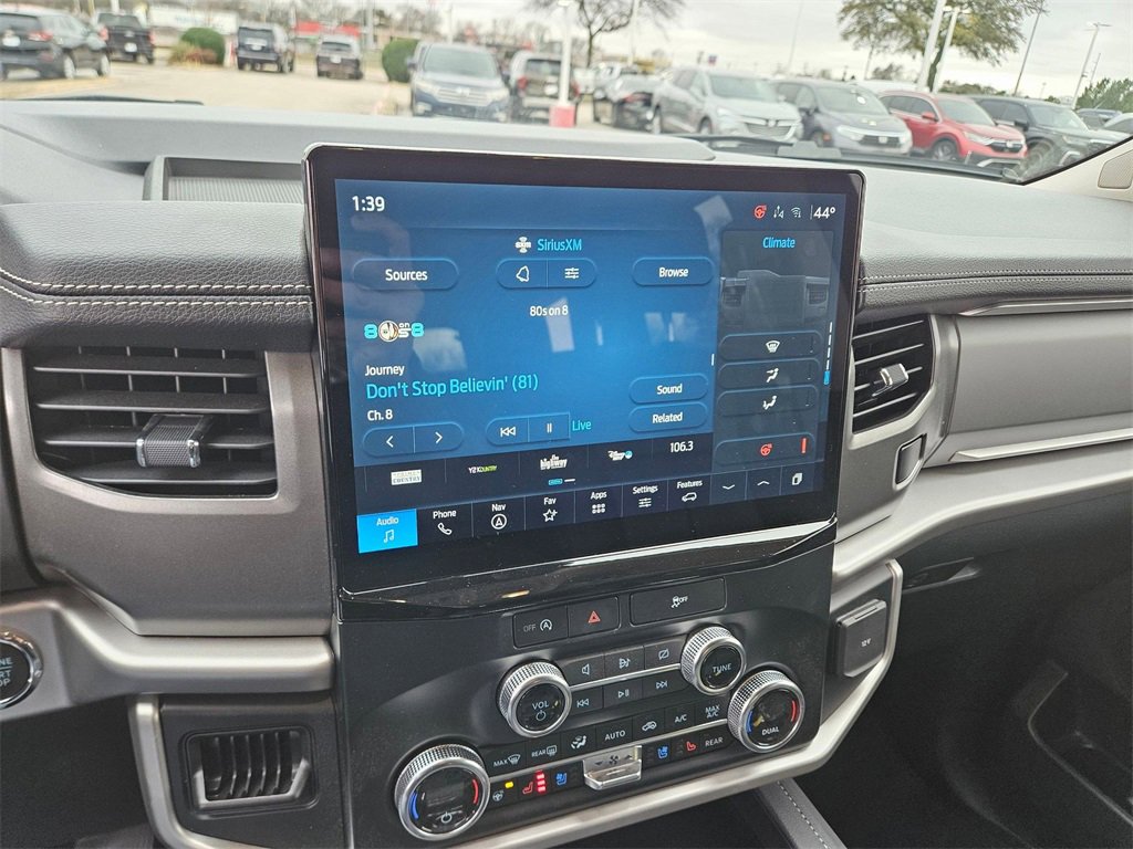 Used 2024 Ford Expedition XLT image 21