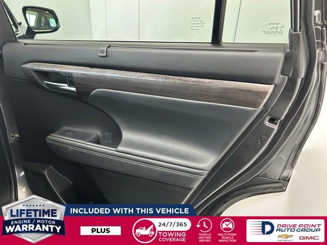 Used 2022 Toyota Highlander Limited AWD/4WD image 27