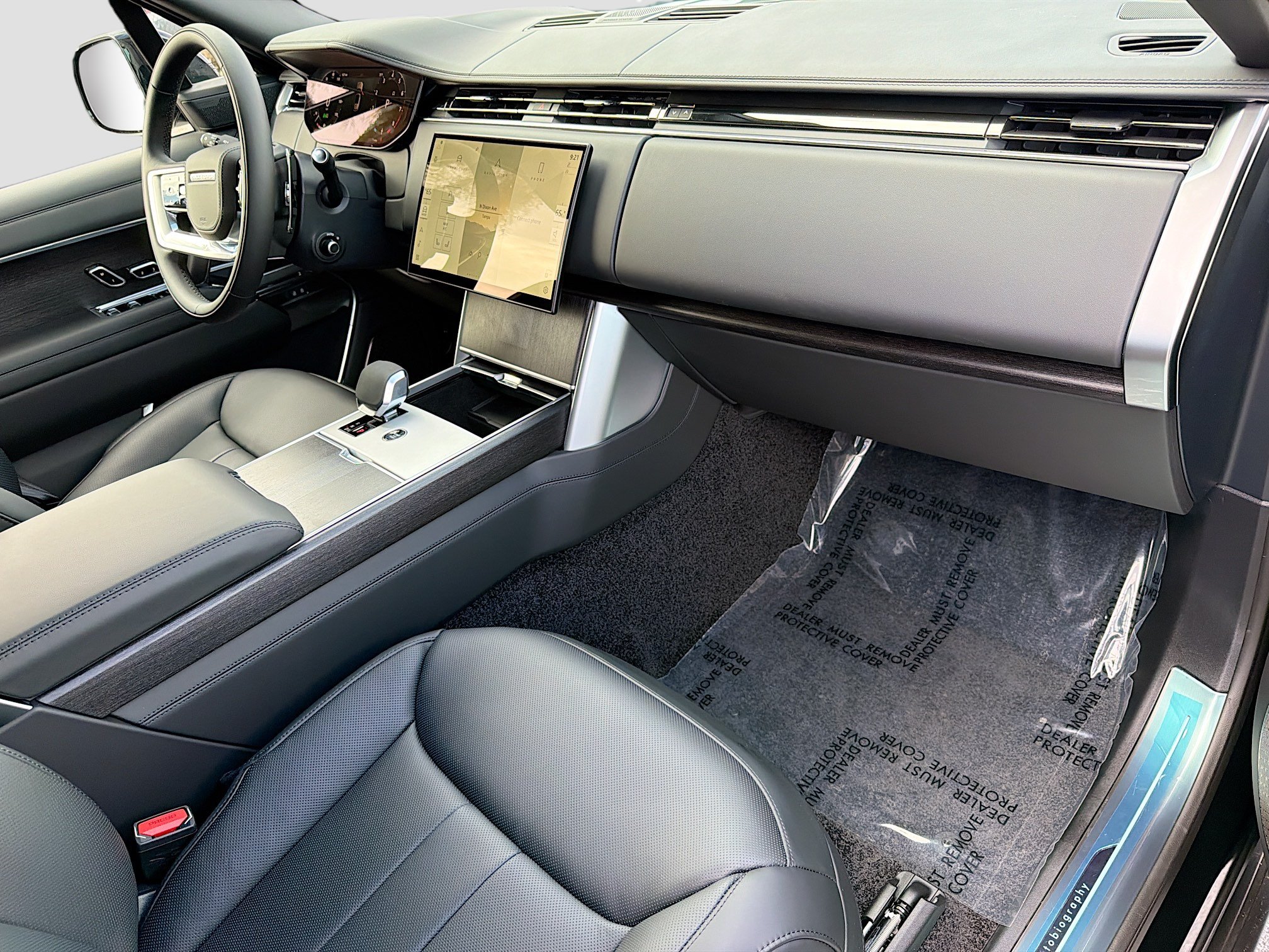 New 2026 Land Rover Range Rover Long Wheelbase Autobiography AWD/4WD image 15
