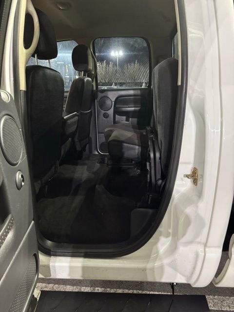 Used 2003 Dodge Ram 3500 Truck ST image 21