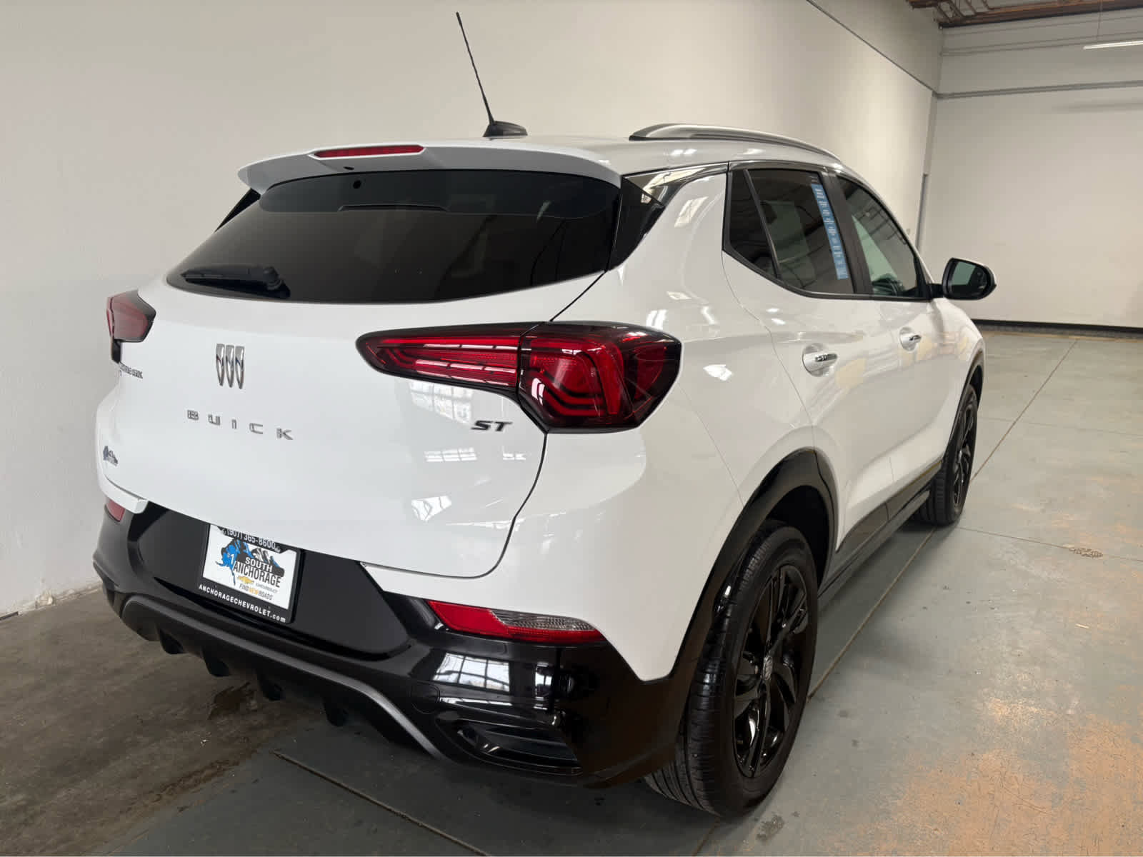 Certified 2024 Buick Encore GX Sport Touring image 7