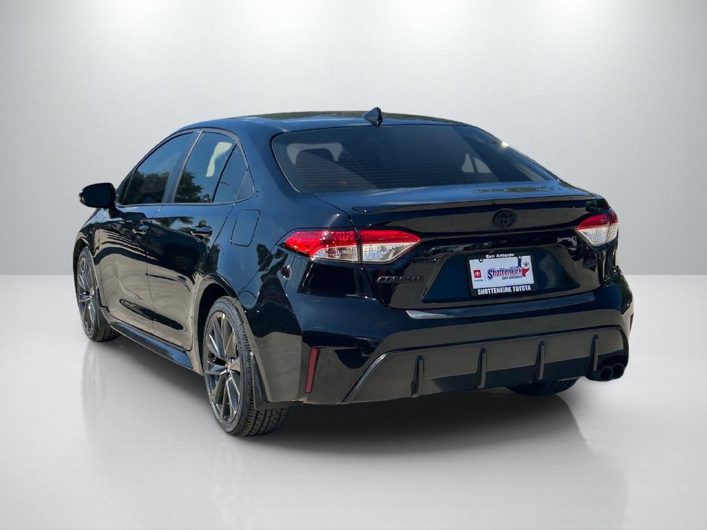 Certified 2025 Toyota Corolla SE FWD image 7