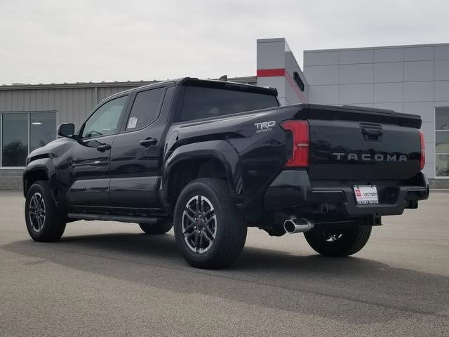 New 2025 Toyota Tacoma TRD Sport image 8