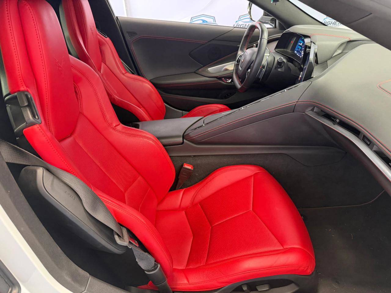 Used 2021 Chevrolet Corvette Stingray Coupe w/ Z51 Performance Package RWD image 23