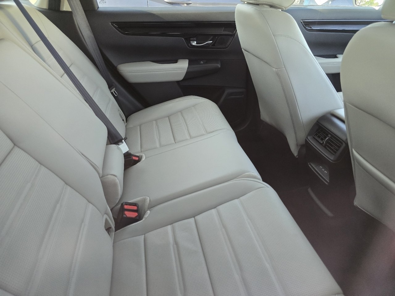 Used 2025 Honda CR-V EX-L image 11