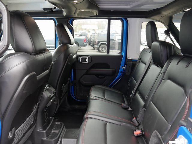 Used 2024 Jeep Wrangler Unlimited Rubicon w/ Convenience Group image 19