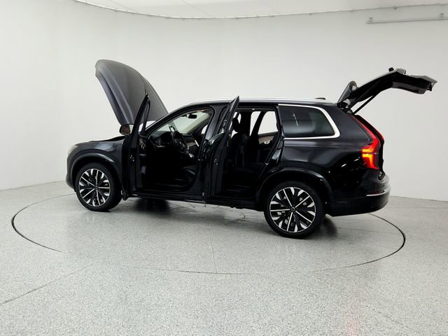 New 2026 Volvo XC90 B6 Plus w/ Protection Package Premier image 12