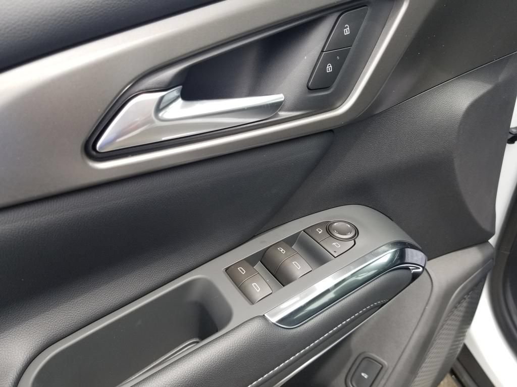 New 2026 Chevrolet Traverse LT FWD image 15