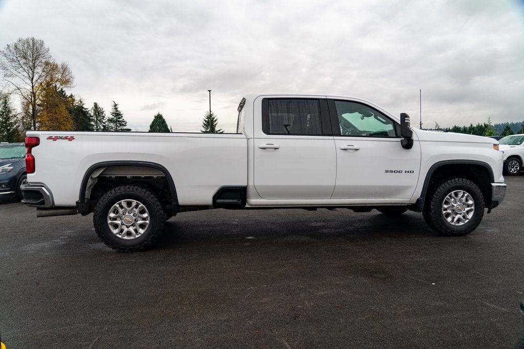 Used 2024 Chevrolet Silverado 3500 LT image 8