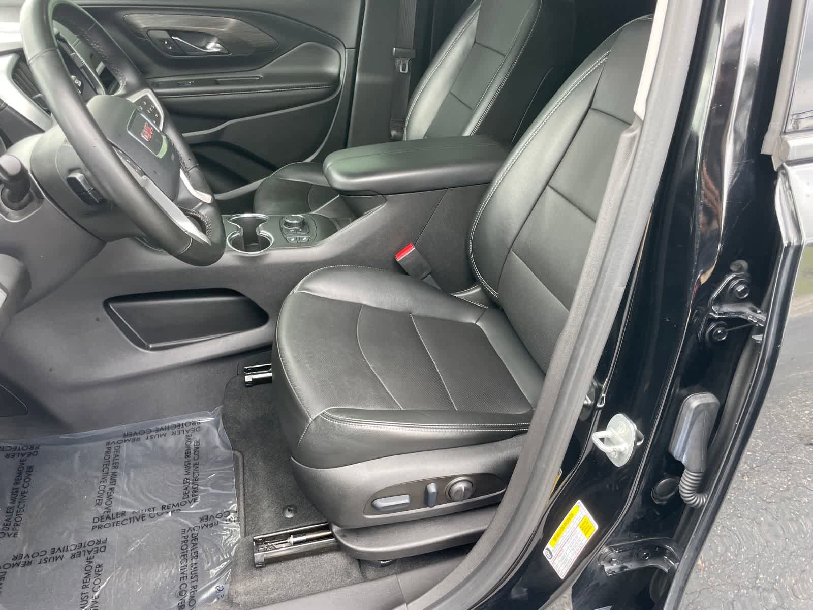 Used 2023 GMC Terrain SLT AWD/4WD image 9