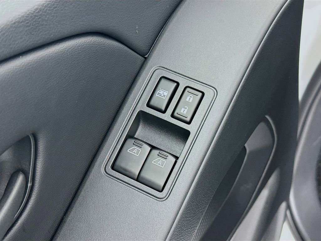 New 2026 Nissan Frontier S image 23