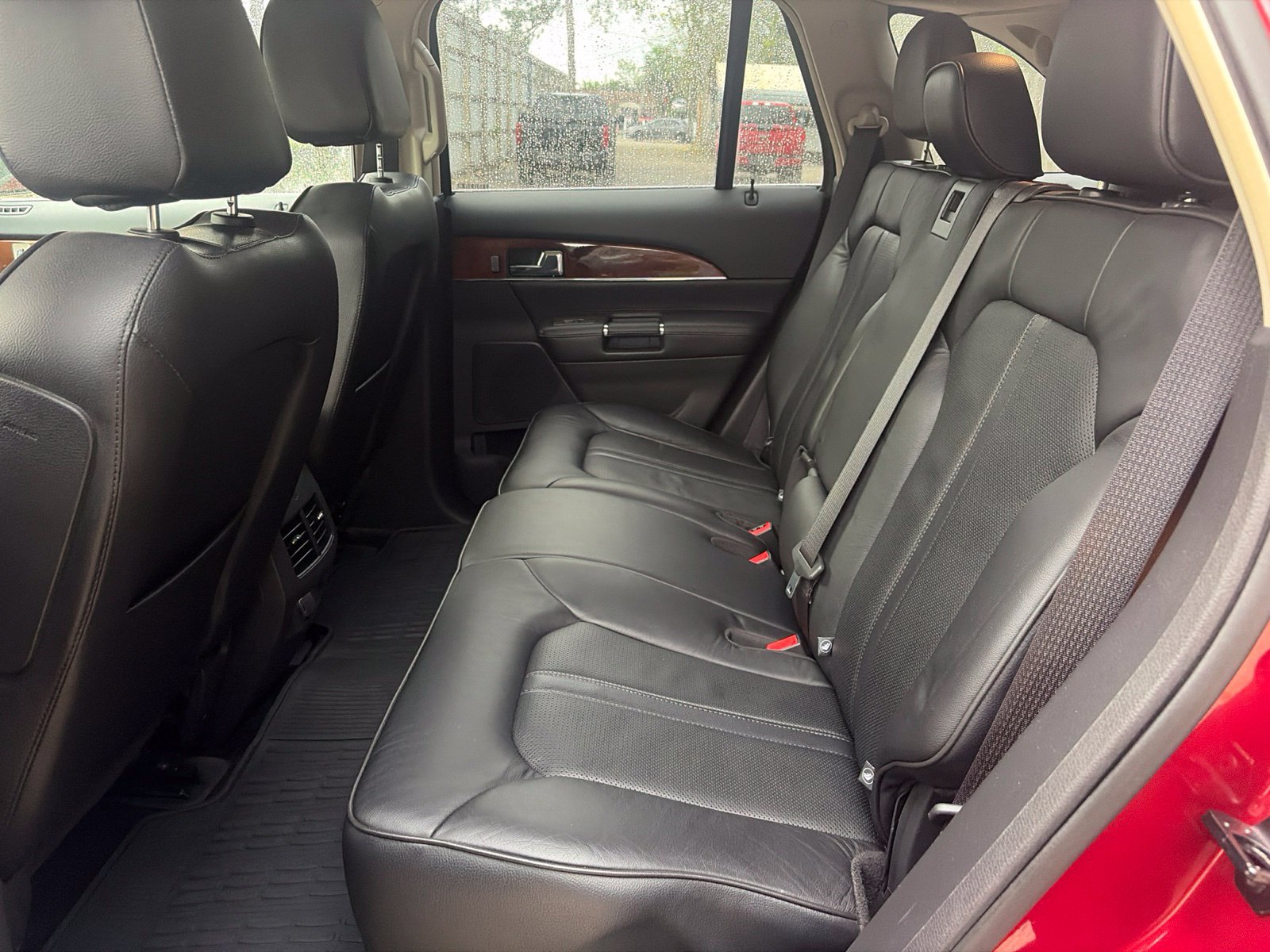 Used 2013 Lincoln MKX FWD image 19