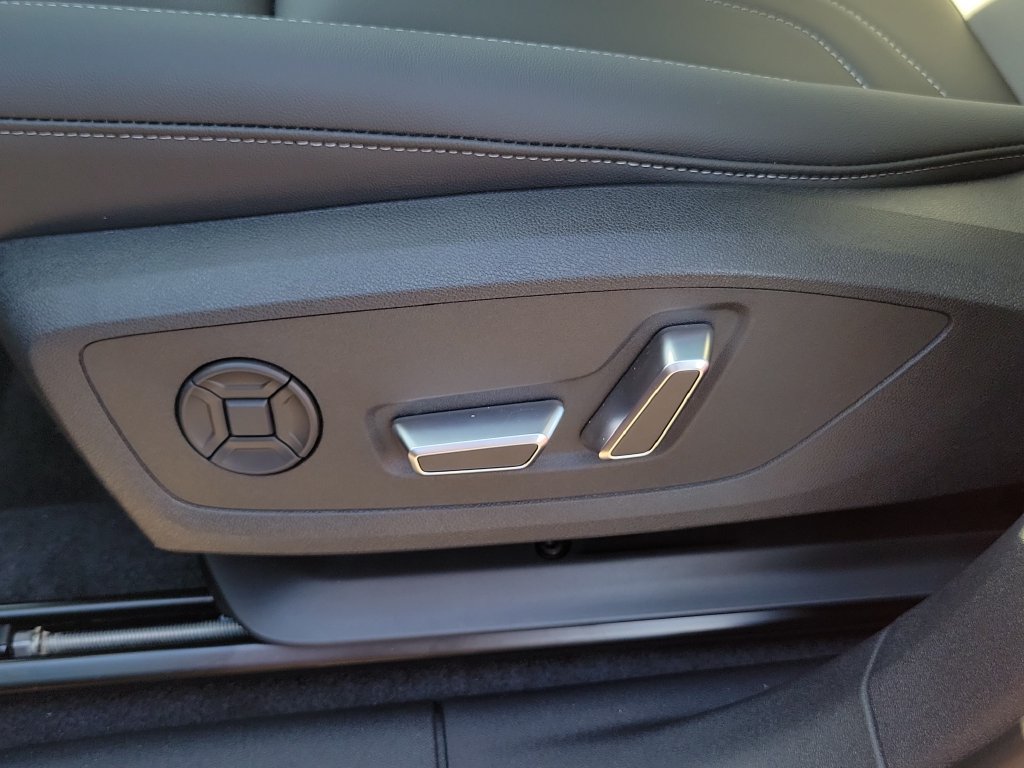 New 2026 Audi Q3 quattro 2.0T AWD/4WD image 17