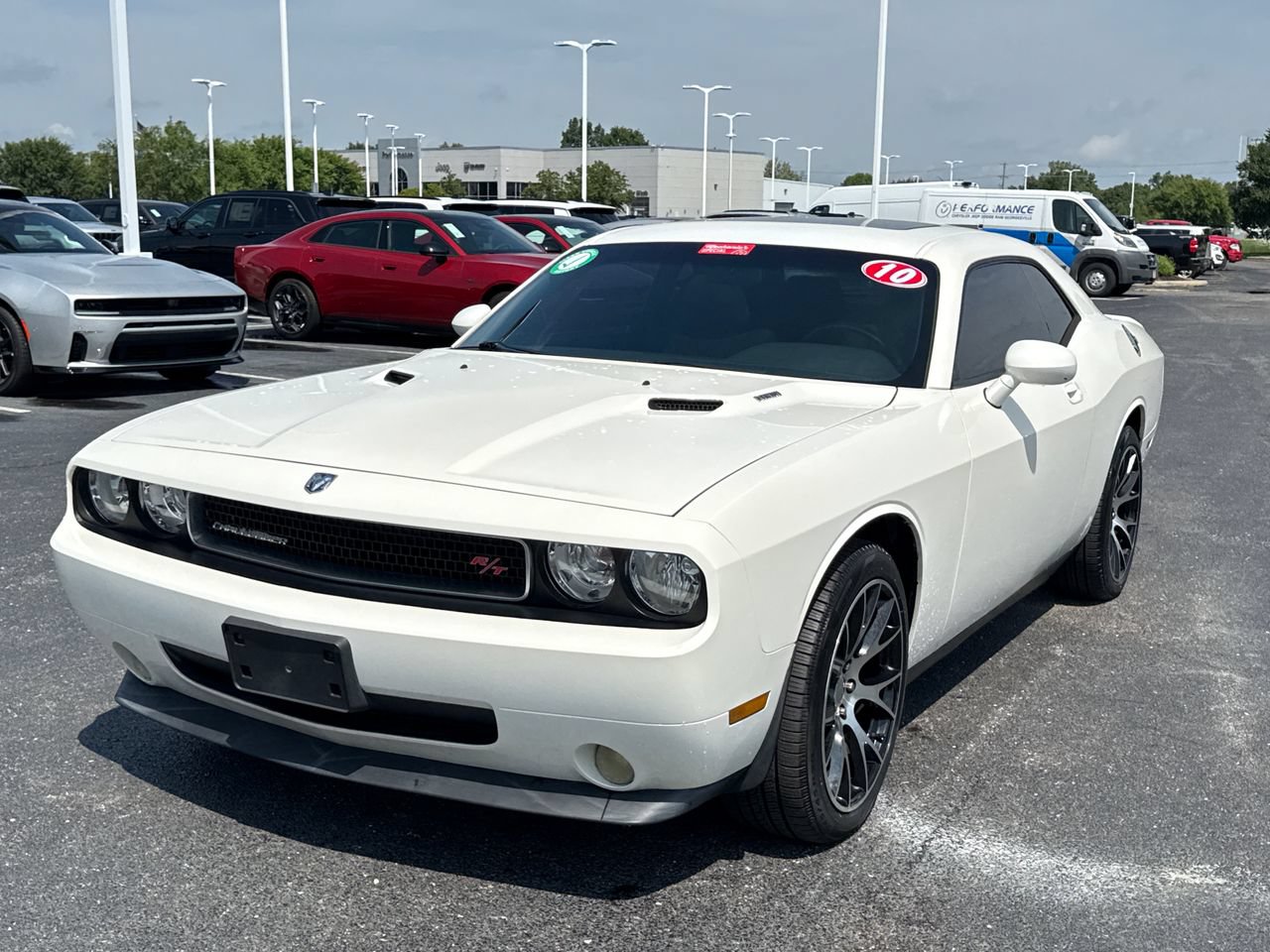 Used 2010 Dodge Challenger R/T RWD image 7