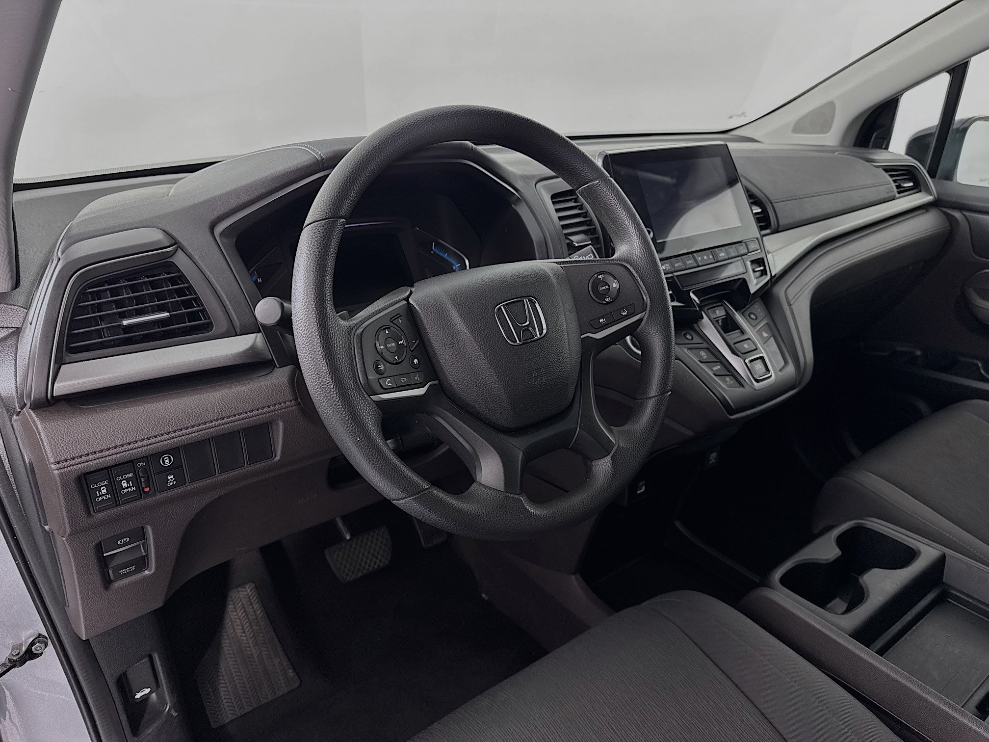 Certified 2024 Honda Odyssey EX image 9