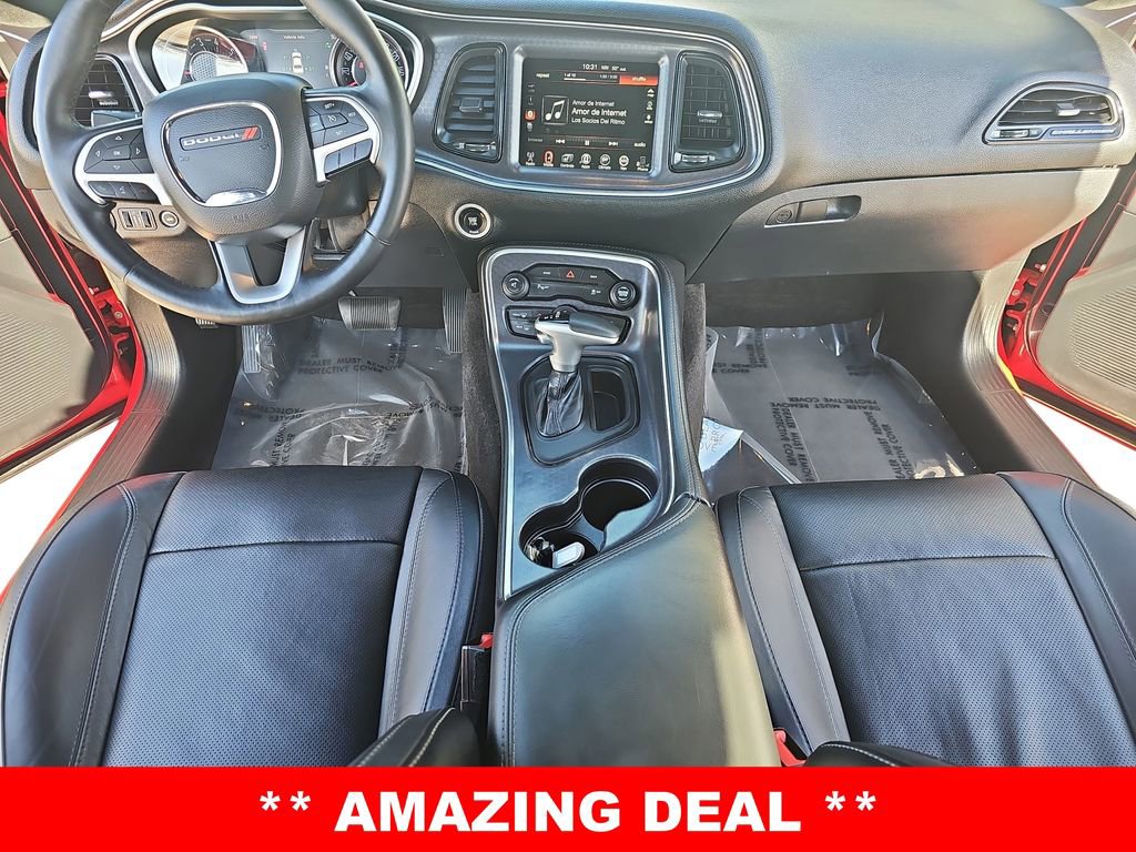 Used 2015 Dodge Challenger R/T Plus image 9