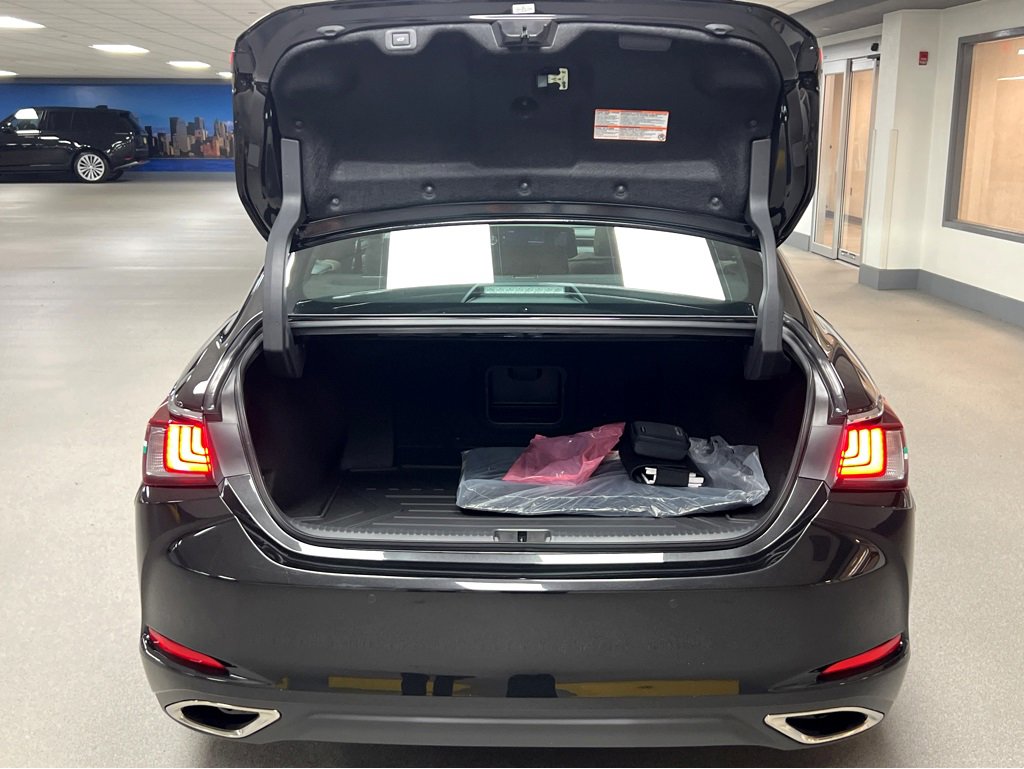 New 2025 Lexus ES 350 w/ Premium Package image 30