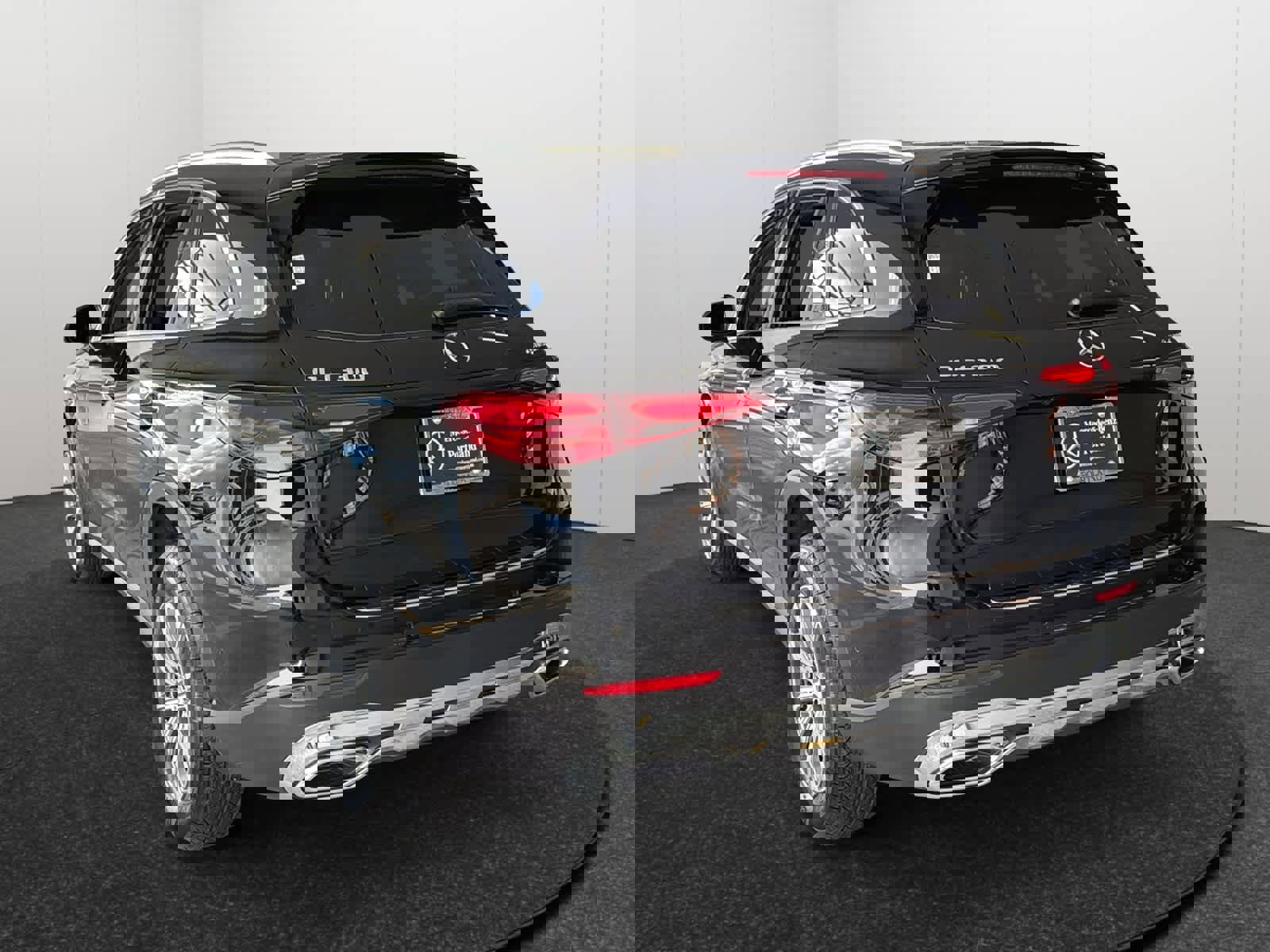 Certified 2026 Mercedes-Benz GLC 300 4MATIC image 6