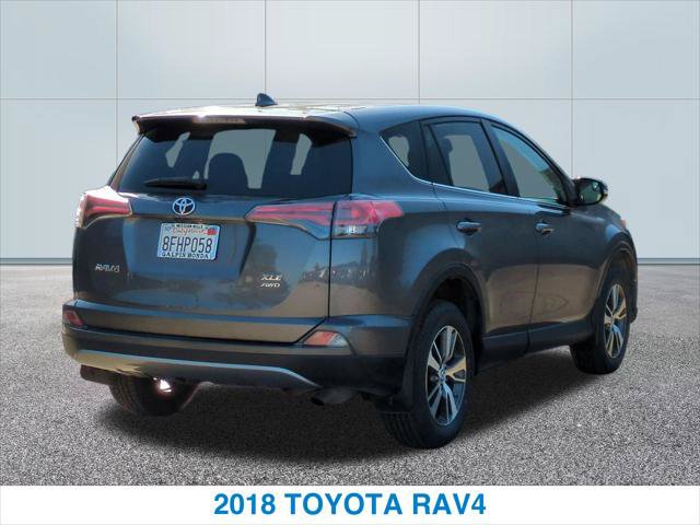 Used 2018 Toyota RAV4 XLE w/ All Weather Liner Package AWD/4WD image 7