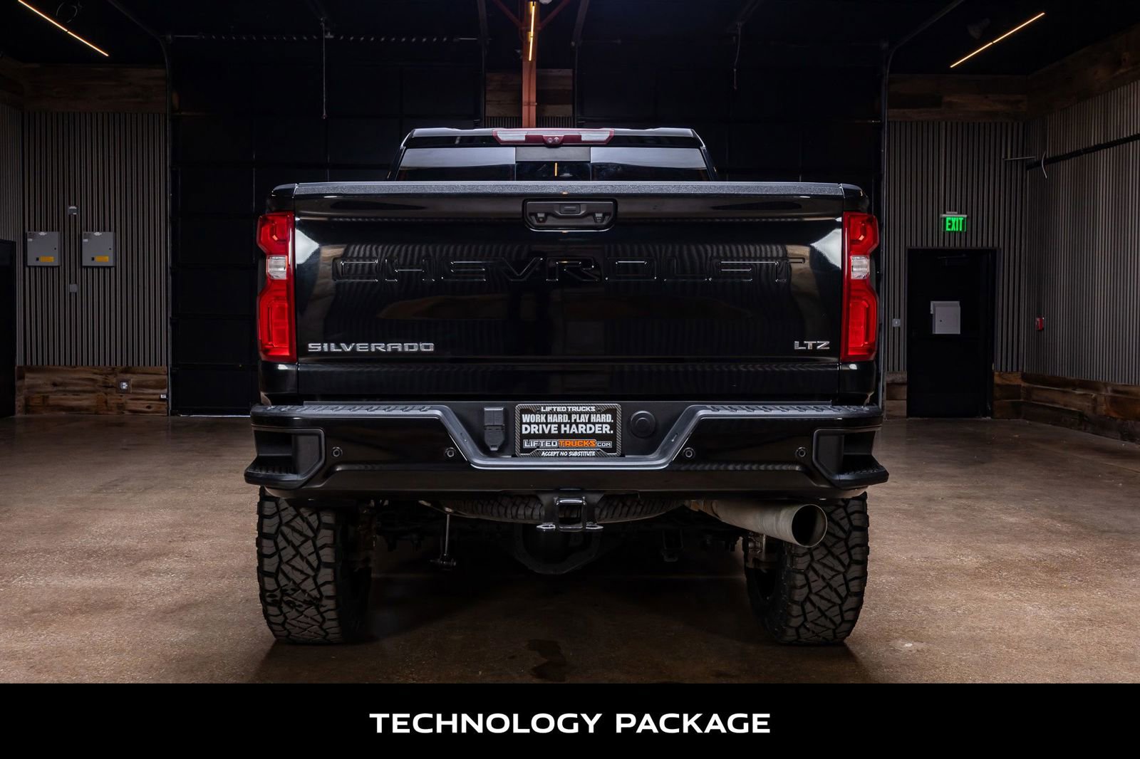 Used 2021 Chevrolet Silverado 2500 LTZ w/ Carhartt Edition AWD/4WD image 8