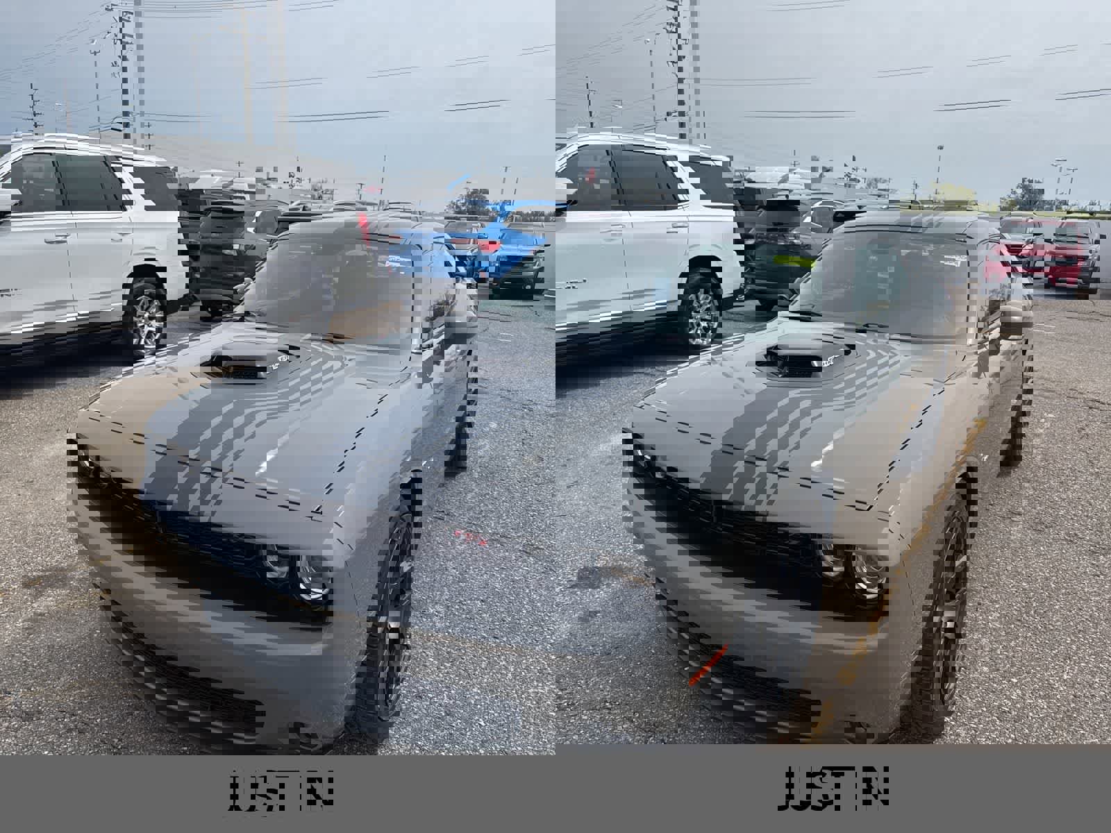 Used 2018 Dodge Challenger R/T RWD image 1