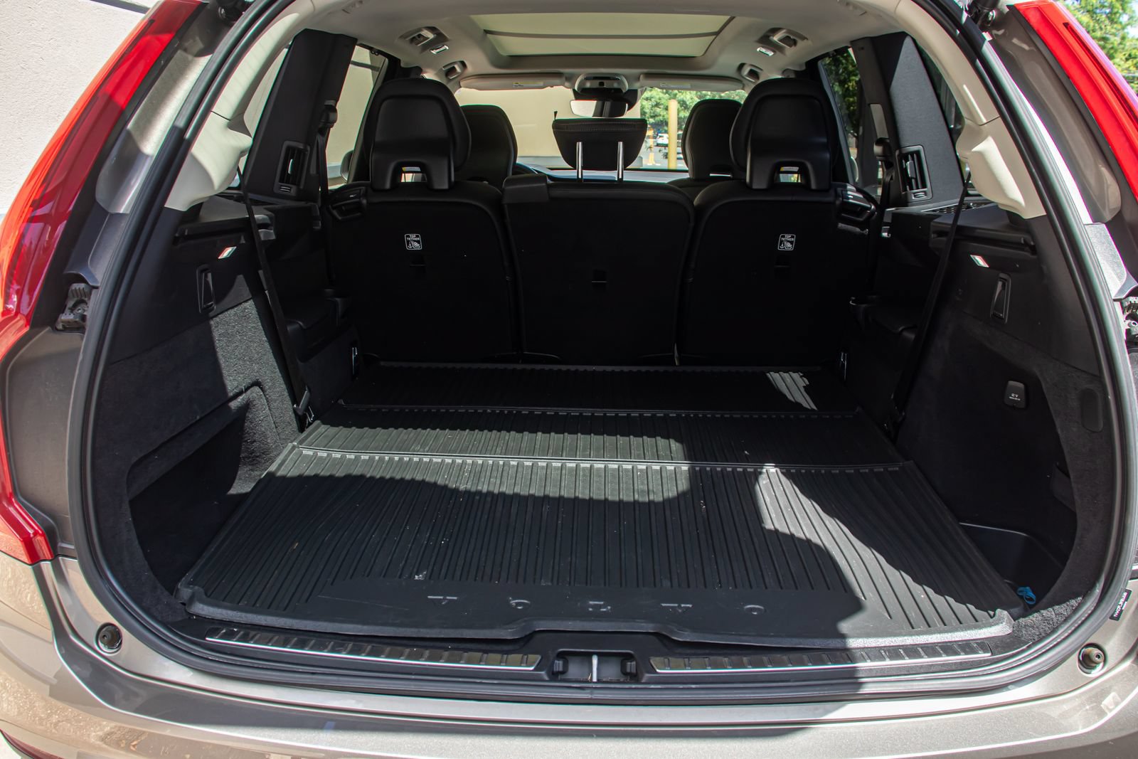 Used 2022 Volvo XC90 T6 Inscription w/ Advanced Package AWD/4WD image 19