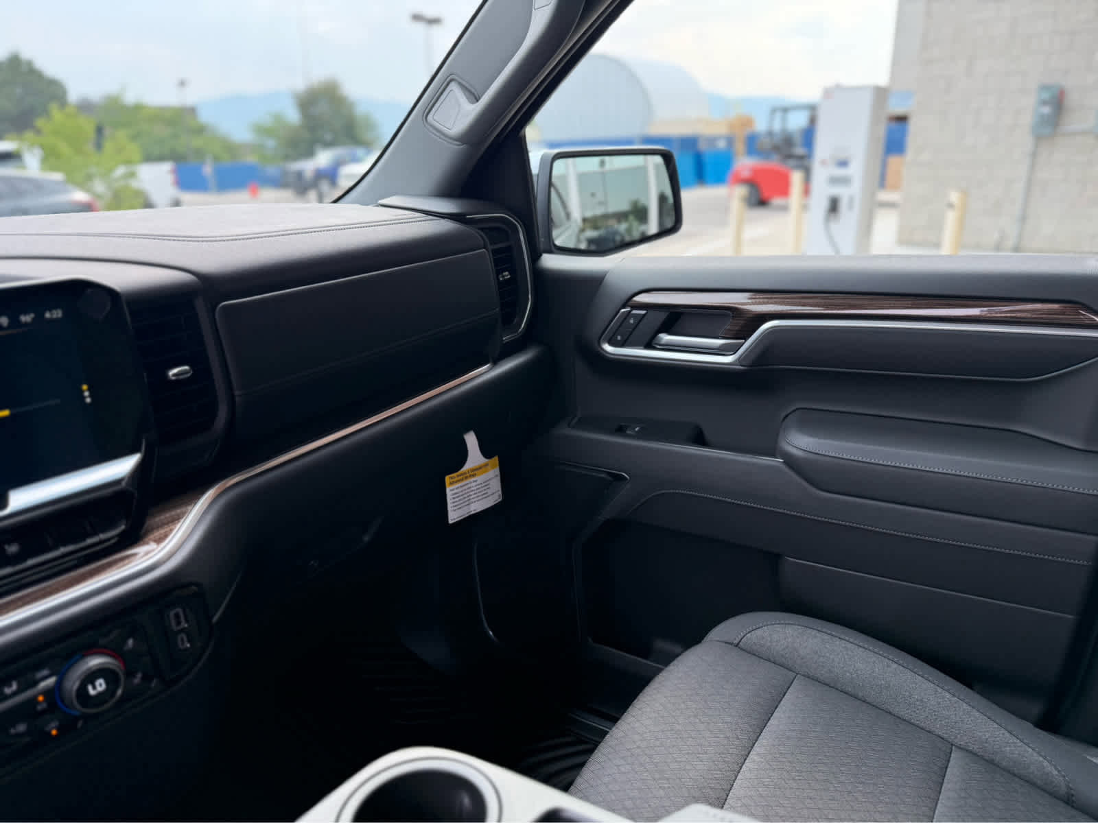 New 2026 Chevrolet Silverado 1500 LT image 30