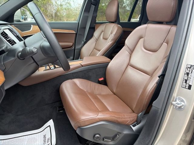 Used 2023 Volvo XC90 B5 Plus image 26
