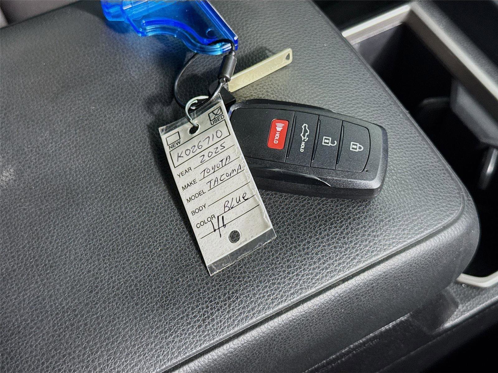 Used 2025 Toyota Tacoma SR5 RWD image 9