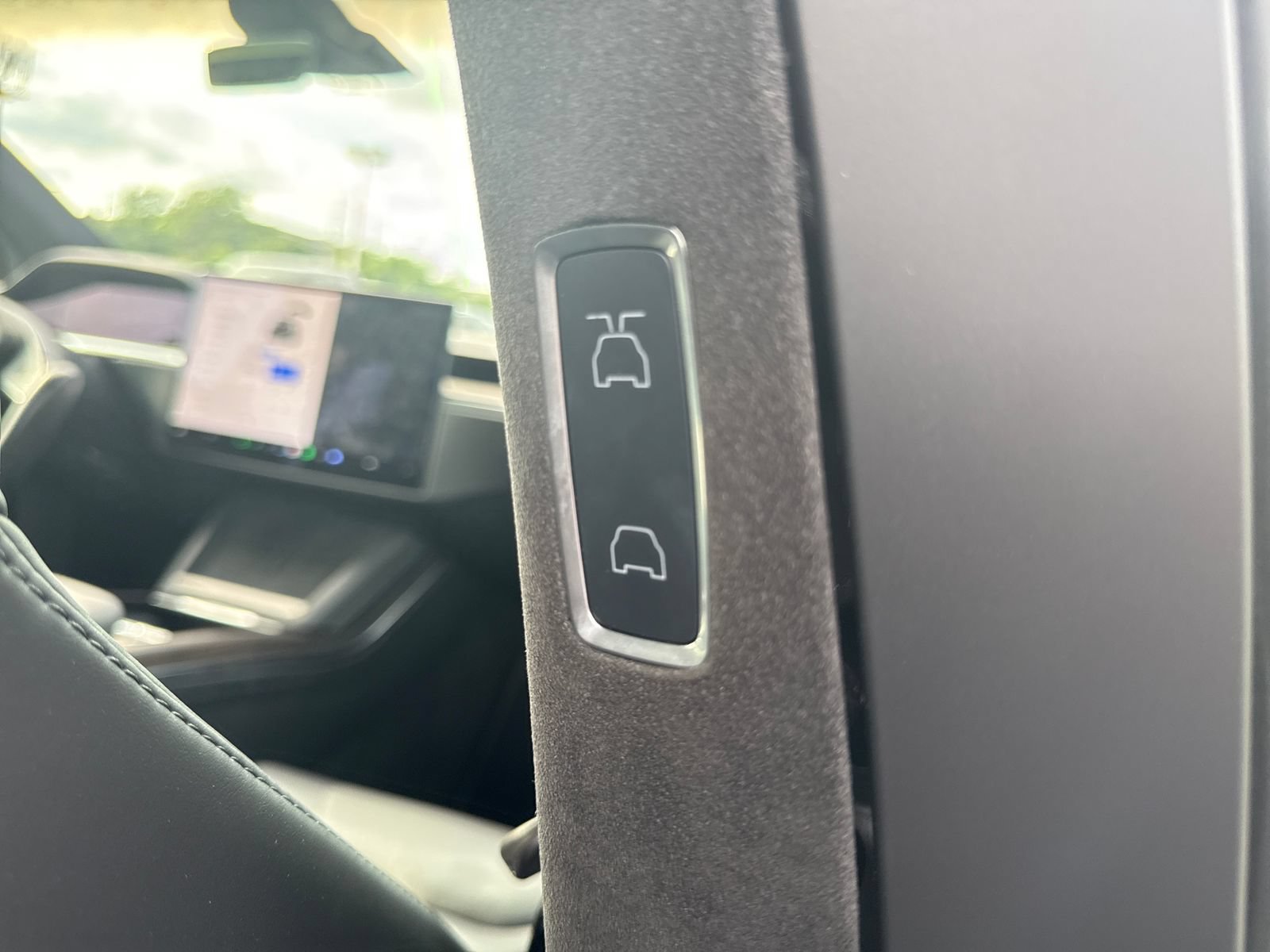 Used 2022 Tesla Model X AWD/4WD image 43