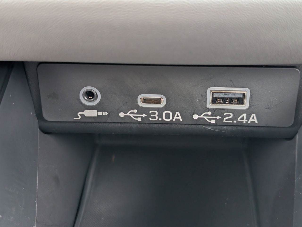 Used 2025 Subaru Outback Premium AWD/4WD image 18