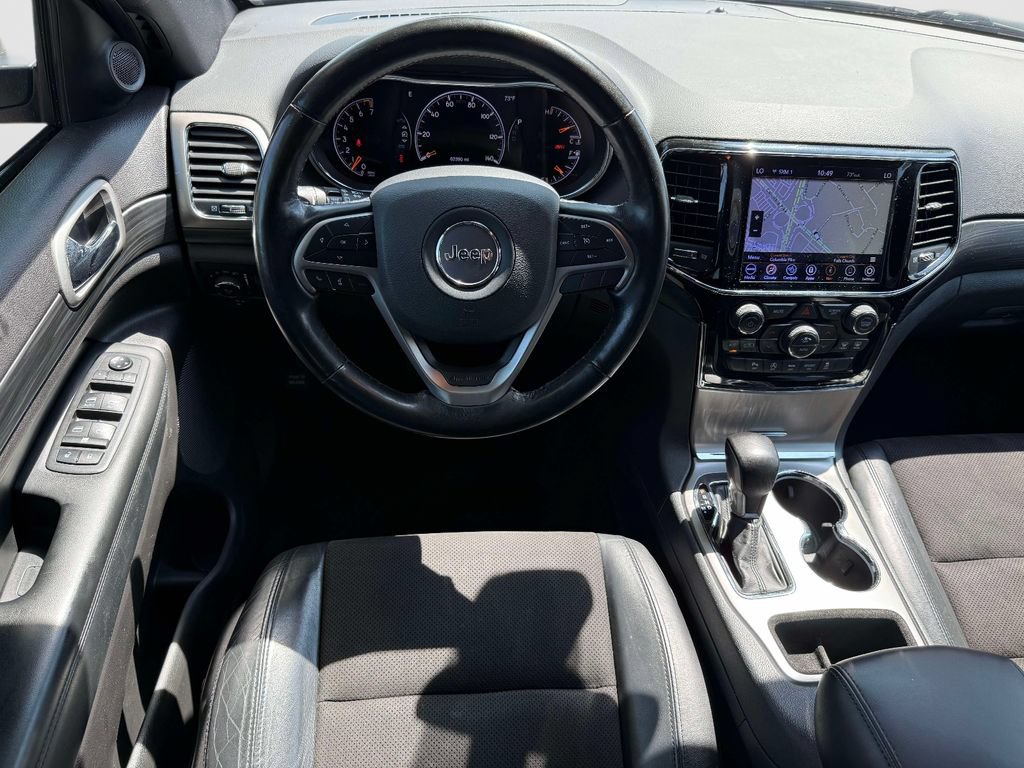 Used 2020 Jeep Grand Cherokee Altitude AWD/4WD image 11