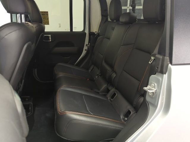 Used 2023 Jeep Gladiator Mojave w/ Cold Weather Group image 26